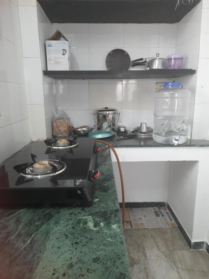 White House- 1Bk Pleasant Apartment With Open Terrace Коимбаторе Екстериор снимка